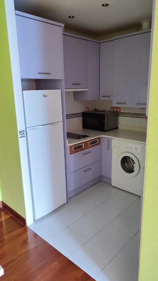 شقة Apartamento Con Piscinas كاسترو أورديالس المظهر الخارجي الصورة