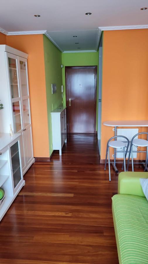 شقة Apartamento Con Piscinas كاسترو أورديالس المظهر الخارجي الصورة